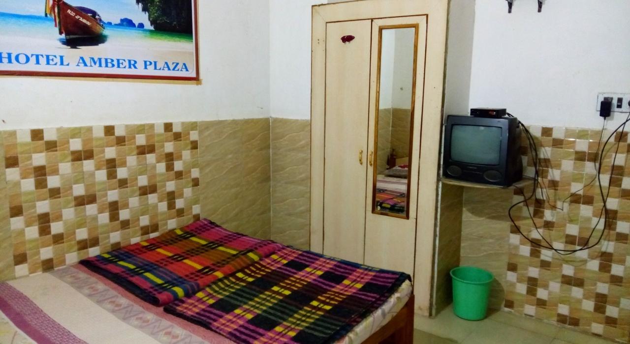 Amber Plaza Hotel Chittorgarh Buitenkant foto