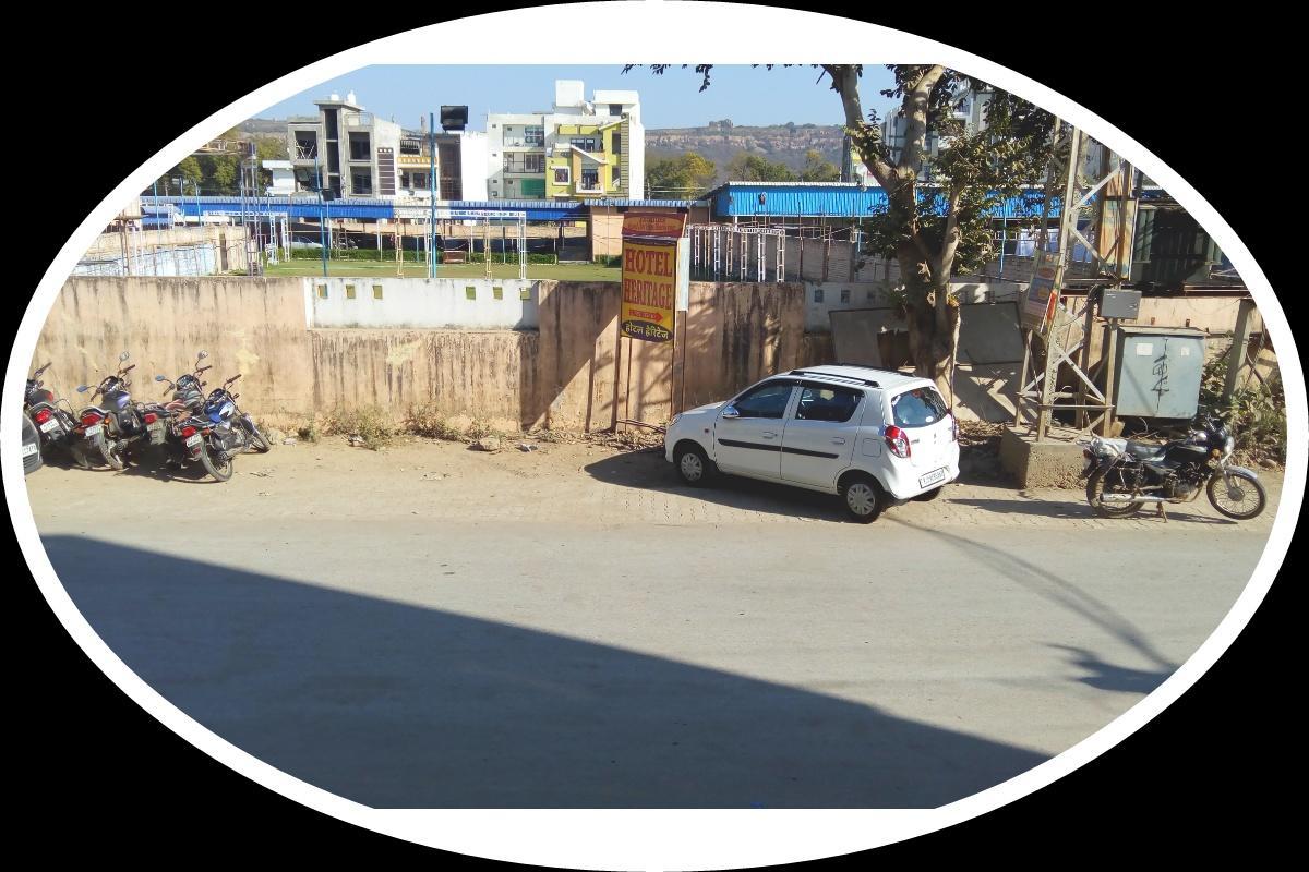 Amber Plaza Hotel Chittorgarh Buitenkant foto